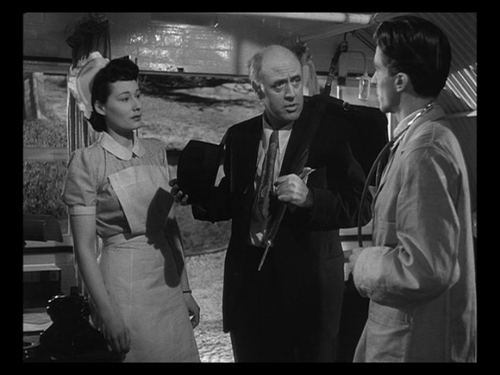 Amazon.com: Green for Danger : Trevor Howard, Judy Campbell
